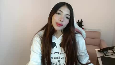 ALICIA  online show from November 10, 5:57 am