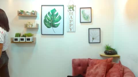 aliciacute    online show from February 9, 7:38 pm