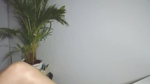 Alicia online show from December 19, 6:49 am