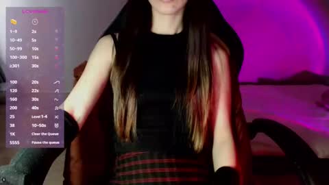 Mia online show from February 10, 7:26 am