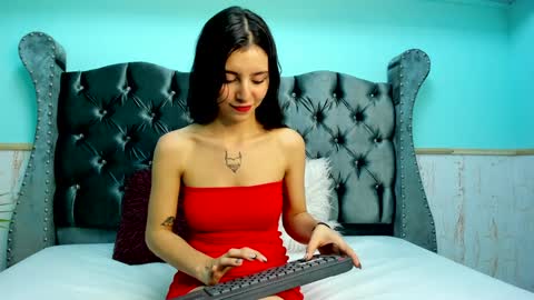 Alice online show from December 18, 9:18 pm