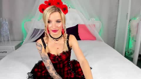 Alina online show from October 31, 1:29 am