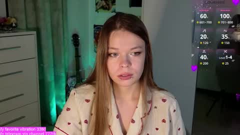 Alina and Ben online show from September 15, 7:43 pm