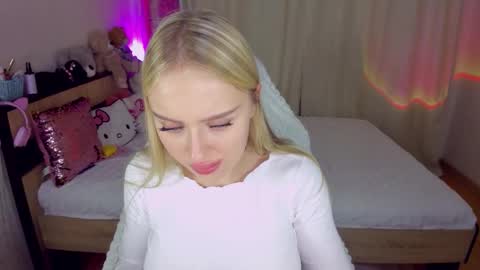 alinaocean online show from October 9, 9:52 pm