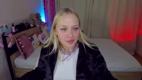 alinaocean online show from October 13, 10:12 pm