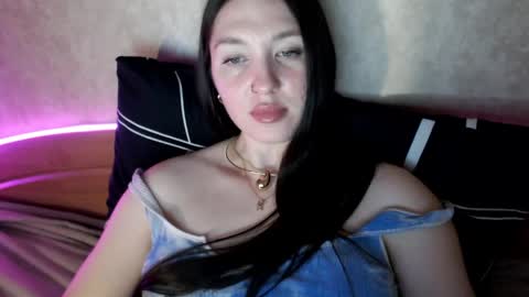 alisaadoll online show from March 20, 1:05 pm