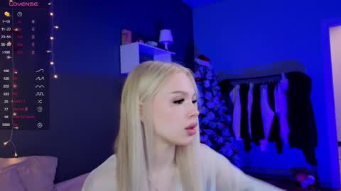 Alisha online show from February 12, 2:30 pm