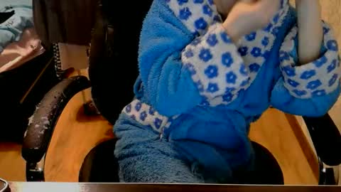 Alisa online show from February 13, 3:57 pm