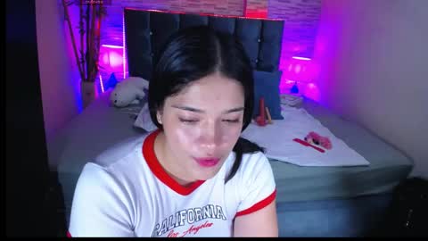 Alison online show from April 13, 9:15 pm