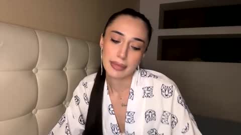 Alissa online show from March 6, 8:05 pm