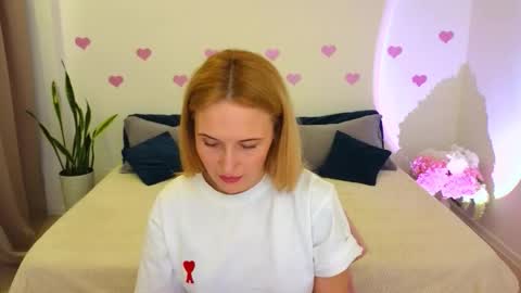 alisssarose online show from February 14, 9:28 pm