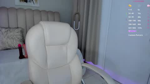 TATIS  online show from February 1, 2:47 am