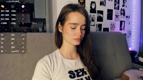 Alivia online show from December 22, 11:24 am