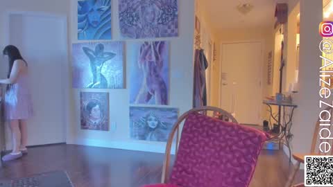 Alize Zaide online show from February 13, 5:33 pm