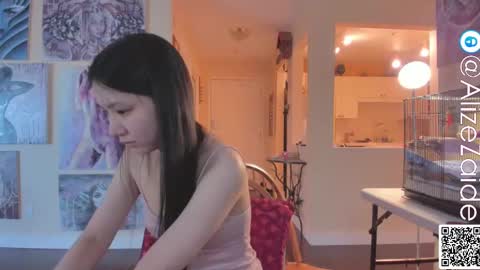 Alize Zaide online show from February 11, 9:25 pm