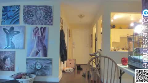 Alize Zaide online show from March 3, 11:45 pm