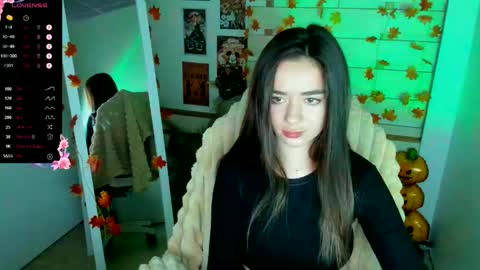 Allana online show from October 18, 7:11 am