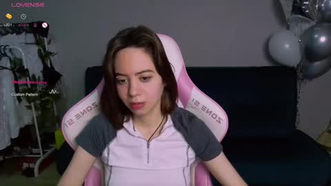 alice online show from February 5, 1:04 am