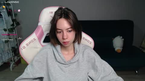 alice online show from December 4, 11:59 pm