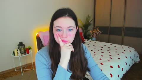 alluringeyess online show from April 2, 4:48 pm