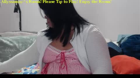 Allyssamay online show from October 8, 5:01 am