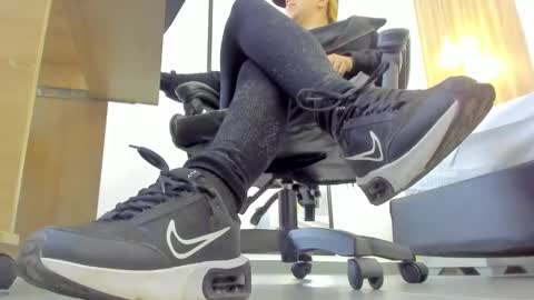 ALMA FENIX  online show from December 19, 12:52 pm