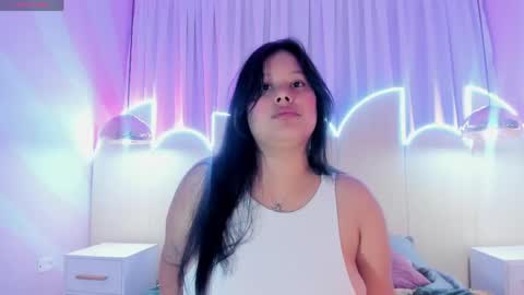 alma_rivers online show from April 25, 12:41 pm
