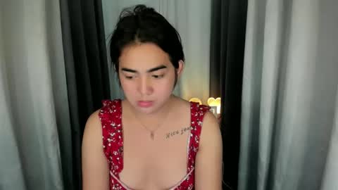 alovelydollnica online show from March 6, 7:47 am