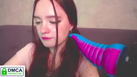 Alyssa online show from November 8, 5:51 pm