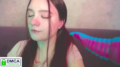 Alyssa online show from October 21, 8:51 am