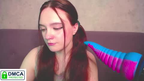 Alyssa online show from December 2, 4:14 am