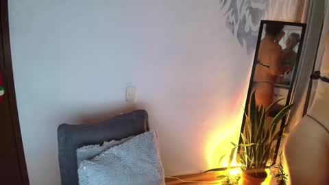 alyssia wolds online show from October 14, 12:46 am