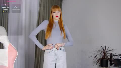 Alyx online show from November 22, 2:42 pm