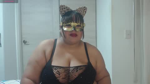 amaia_char online show from April 14, 12:05 pm