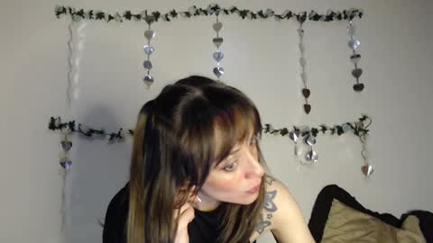 Amalett online show from March 8, 9:24 am