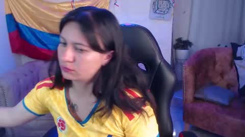 Amanda online show from June 24, 4:00 am