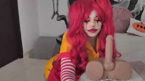 Amanda online show from November 1, 5:00 am