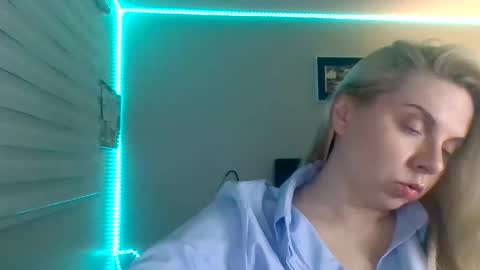 Amanda online show from November 26, 8:59 am