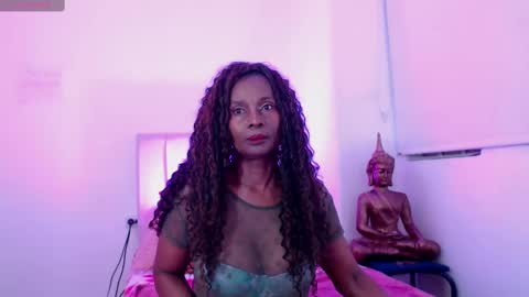 luna online show from March 12, 10:59 am