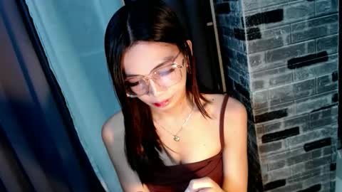 BELLA online show from April 3, 11:58 pm