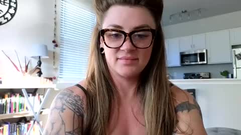 Amara Jezebel online show from September 23, 12:20 am