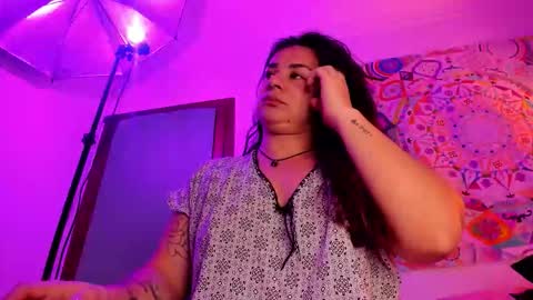 Susan online show from November 25, 8:53 pm