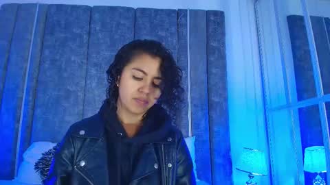 Emily online show from March 5, 11:39 am