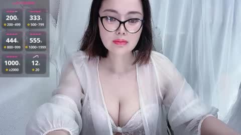 yooo online show from September 24, 11:31 am