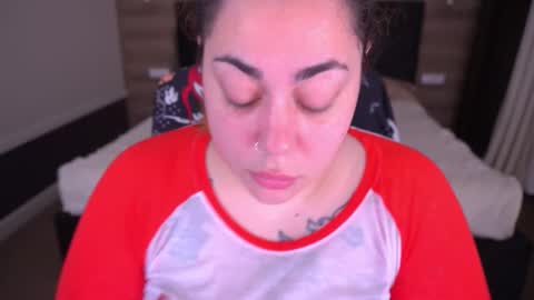 Ellie online show from September 8, 8:08 pm