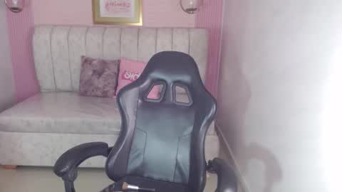 Ambar online show from January 14, 3:11 am