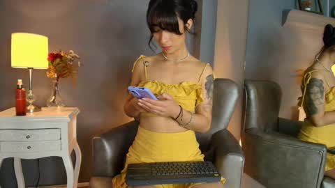 Ambar Oishi  online show from December 15, 3:06 pm