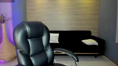 Ambar  online show from December 15, 11:15 am