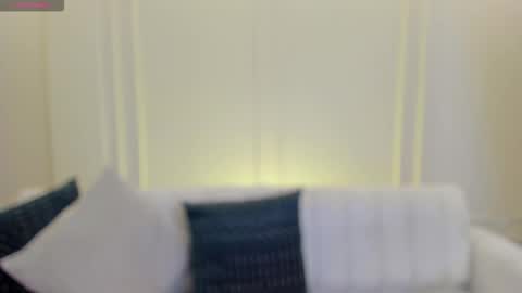 Ambar  online show from February 1, 10:58 am