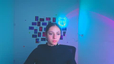 Amber online show from April 7, 11:34 am